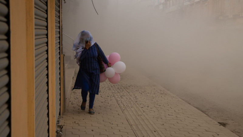 Capitala Nepalului, Kathmandu, învăluită într-un nor gros de particule. FOTO: Profimedia Images