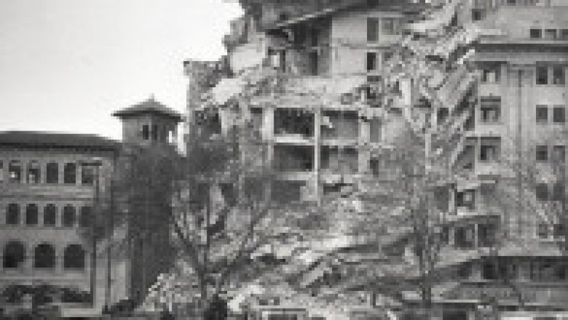Clădiri simbol ale Bucureștiului, distruse de seism sau buldozere | Poza 7 din 7