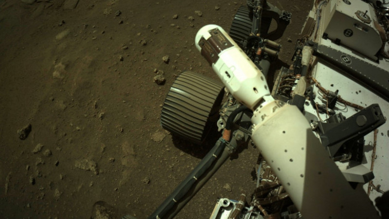 Roverul Perseverance face o primă excursie de explorare pe suprafața planetei Marte Foto: Profimedia
