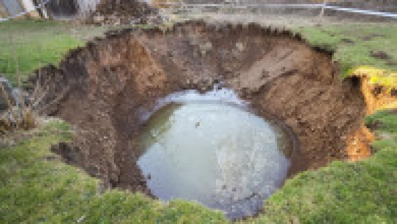 Cratere apărute în Croația după cutremurul din decembrie FOTO: Profimedia Images | Poza 10 din 17