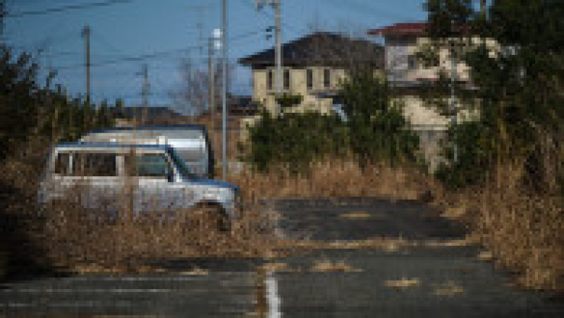 Mașini abandonate în zona interzisă cetățenilor. Sursa foto: Profimedia Images / Nicolas Datiche/SIPA | Poza 14 din 26