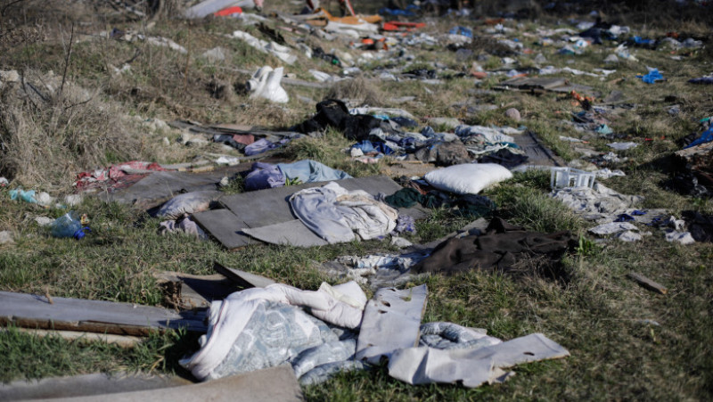 Teren viran cu deșeuri ilegale, pe șoseaua Fundeni din București. Foto: Inquam Photos / George Călin