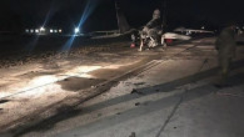 Un militar din Ucraina a intrat cu mașina într-un avion MiG-29. | Poza 3 din 5
