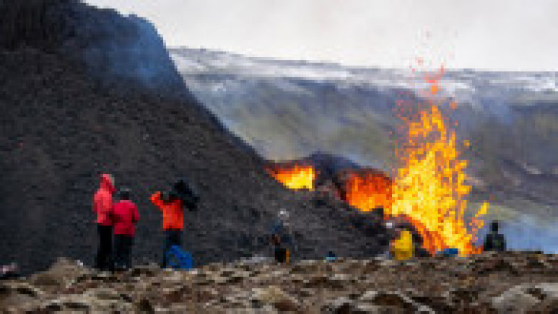 Vulcanul Fagradalsfjall a erupt pe 19 martie 2021, după săptămâni întregi de cutremure. Foto: Profimedia Images | Poza 2 din 5