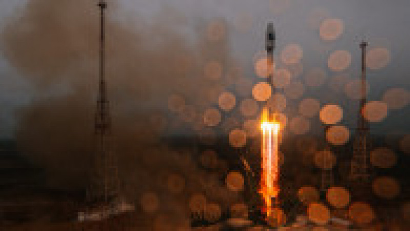 Racheta Soyuz a fost lansată după două amânări din cauze tehnice. Foto: twitter / Roscosmos | Poza 6 din 6