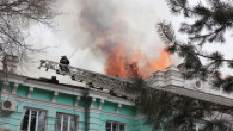 8 chirurgi ruși au continuat operația pe cord deschis în timpul unui incendiu FOTO: Profimedia Images | Poza 1 din 7