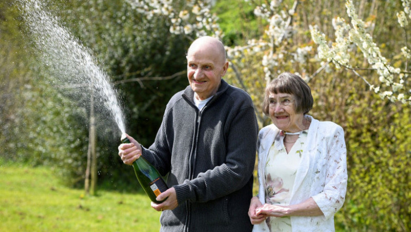 Ann (79) și Denis Fawsitt (80). FOTO: Profimedia Images