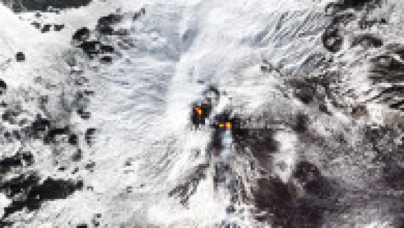 Imaginile surprinse de satelitul Sentinel-5P al UE au surprins mișcarea emisiilor de sufl provenite de la vulcanul Etna pe o distanță de mii de kilometri. FOTO: The European Space Agency | Poza 3 din 5