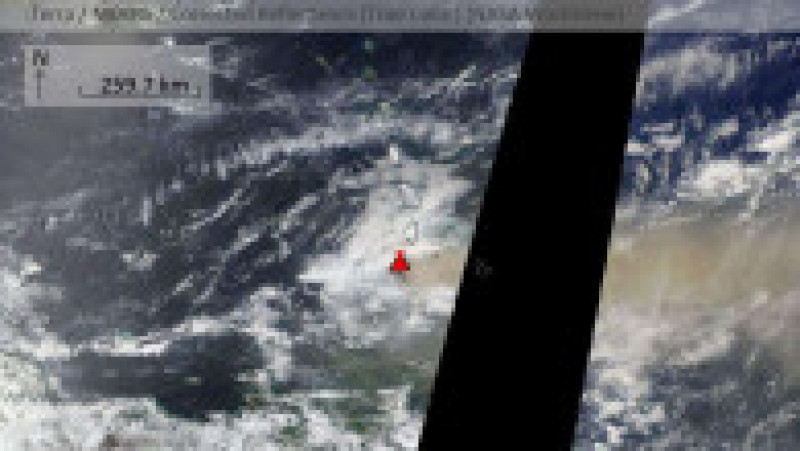 Erupția unui vulcan din Caraibe, vizibilă din spațiu. FOTO: volcanodiscovery.com | Poza 1 din 3