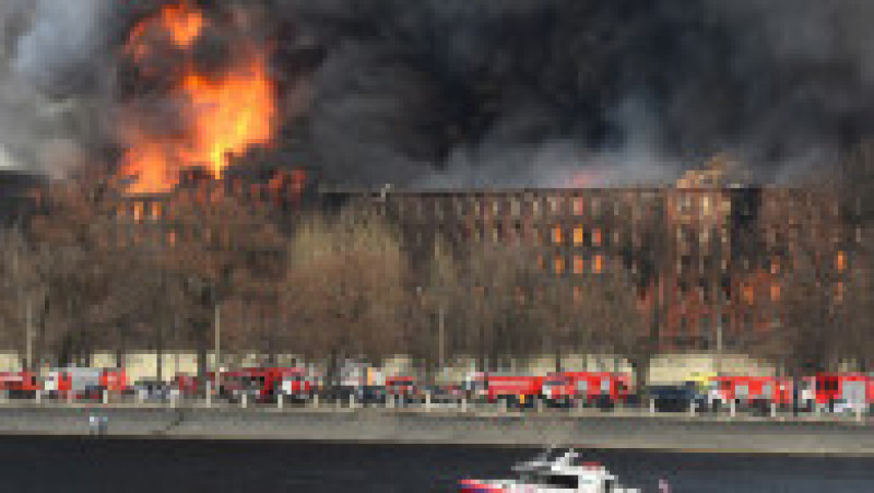 Incendiu de proporţii într-o fabrică istorică din Sankt Petersburg. Foto: Profimedia | Poza 1 din 3
