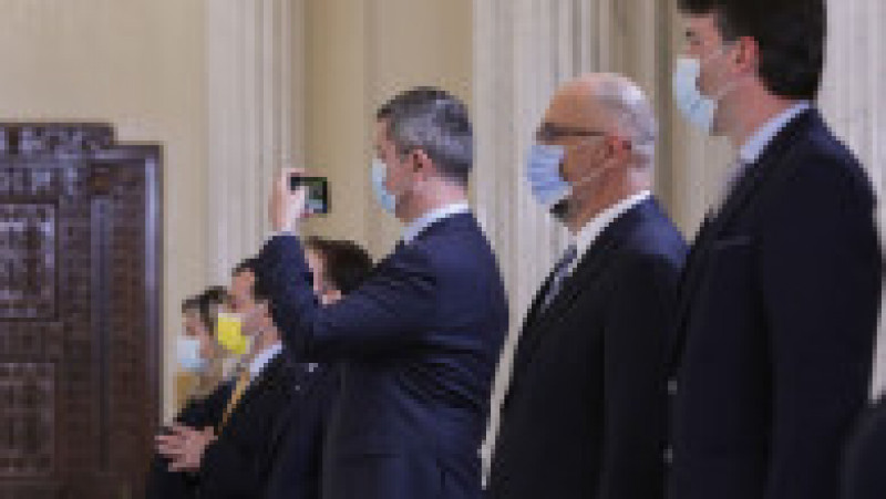 Ioana Mihăilă a depus jurământul ca ministru al sănătății în prezența președintelui Klaus Iohannis. Foto: Inquam Photos / Octav Ganea | Poza 4 din 6