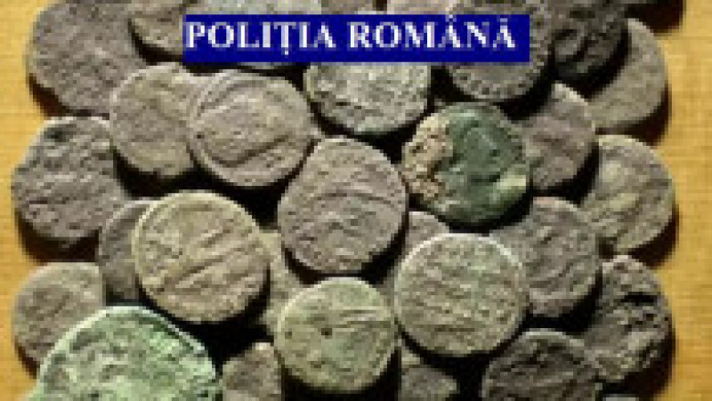 Monede de patrimoniu confiscate de polițiști în cadrul operațiunii Pandora V. Foto: Poliția Română | Poza 3 din 4