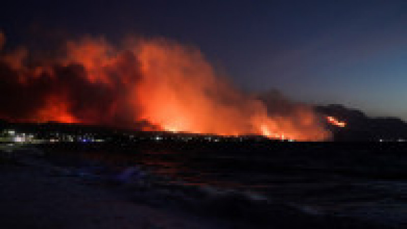 Incendiu de vegetație în Alepochori, regiunea Attica, la 70 de kilometri de Atena. Foto: Profimedia Images | Poza 6 din 6