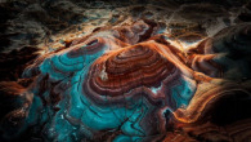 Dealurile de bentonită din statul ameridan Utah. au culori deosebite datorită straturilor de cenusă vulcanică Foto. James Bian/Xuejun/Solent News via Profimedia Images | Poza 7 din 9