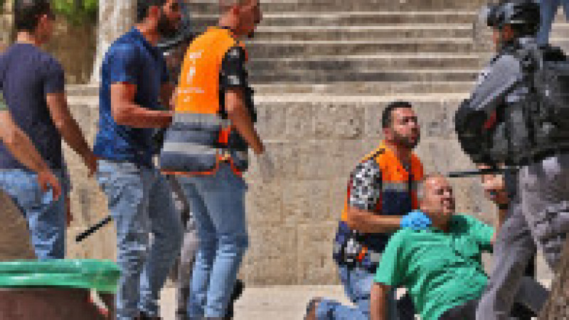 Noi ciocniri între palestinieni și polițiștii israelieni. Foto: Profimedia Images | Poza 2 din 9