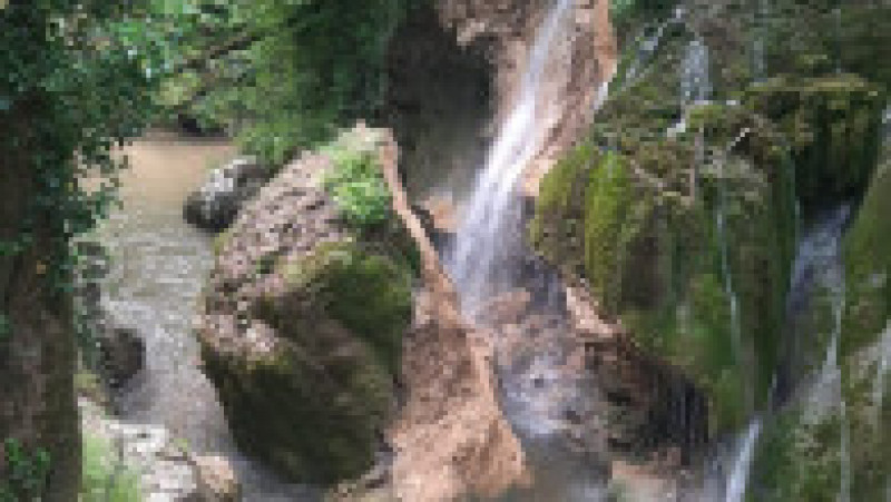 Cascada Bigăr s-a prăbușit | Poza 2 din 4