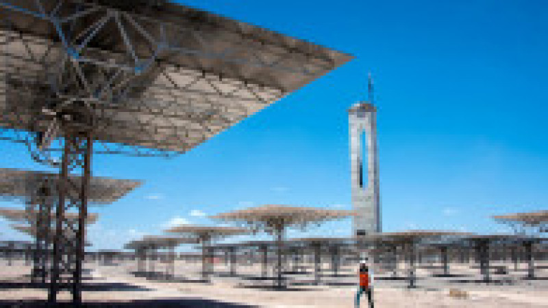 Imagine din februarie 2019 cu Cerro Dominator, prima centrală termică solară din America Latină. Sursa foto: Profimedia Images | Poza 8 din 16