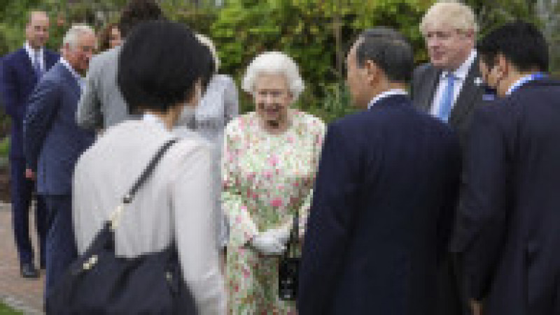 Regina Elisabeta a II-a a Marii Britanii a fost gazda unei recepţii în onoarea liderilor statelor din grupul G7. FOTO: Agerpres | Poza 1 din 5