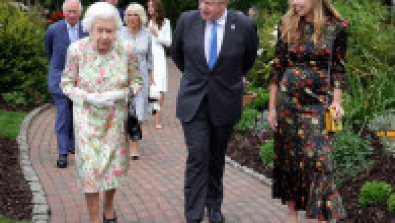 Regina Elisabeta a II-a a Marii Britanii a fost gazda unei recepţii în onoarea liderilor statelor din grupul G7. FOTO: Agerpres | Poza 3 din 5