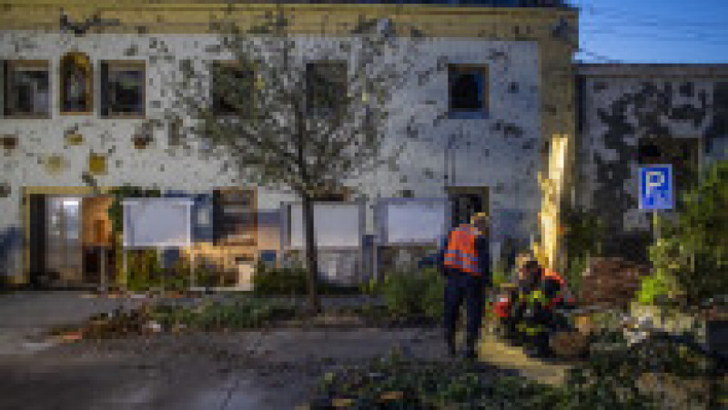 Efectele devastatoare ale tornadei din Cehia. FOTO: Agerpres | Poza 8 din 8