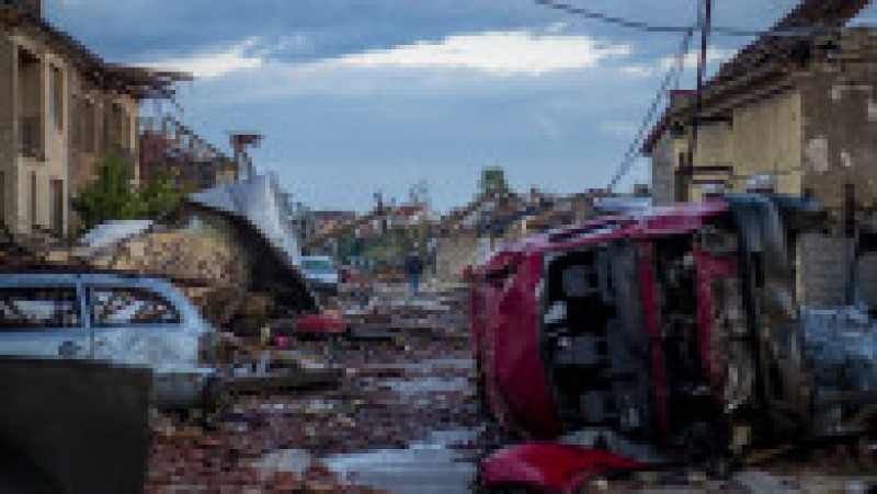 Efectele devastatoare ale tornadei din Cehia. FOTO: Agerpres | Poza 5 din 8