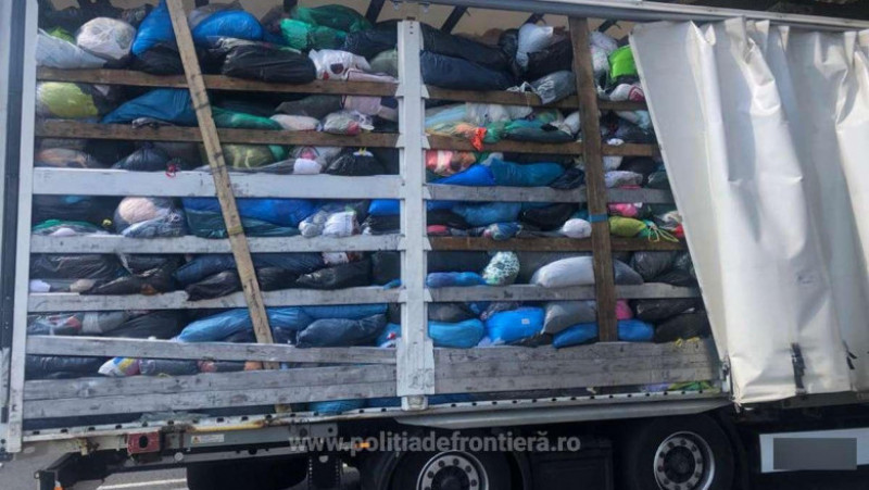 Peste 100 de tone de gunoaie au fost oprite la graniță. FOTO: Poliția de Frontieră