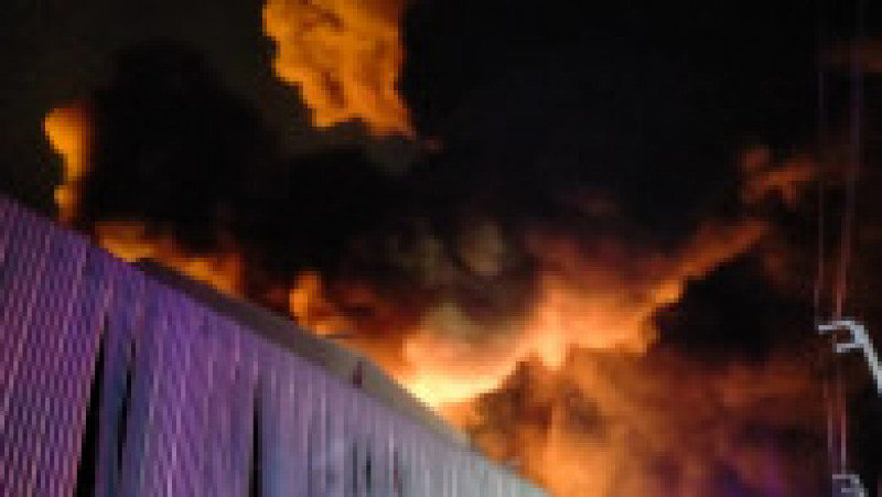 Incendiu major la o fabrică de mase plastice din Thailanda. Foto: Profimedia Images | Poza 3 din 11