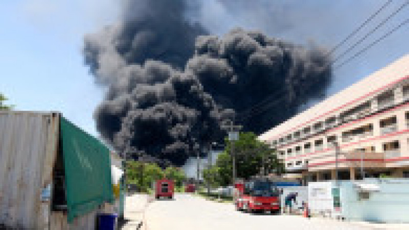 Incendiu major la o fabrică de mase plastice din Thailanda. Foto: Profimedia Images | Poza 9 din 11