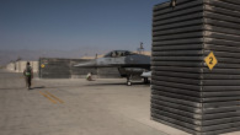 Flock Neglect Clam Haosul pune stăpânire pe baza aeriană Bagram, după retragerea americanilor.  Până să intre armata afgană, au intrat localnicii | Digi24