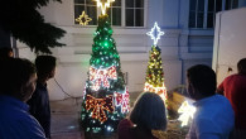 În plin cod galben de caniculă, Primăria Arad se pregătește deja pentru Crăciun. FOTO: Facebook Călin Bibarț | Poza 1 din 10