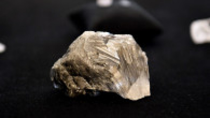 Diamantul de 1.174 de carate descoperit de compania Lucara în Botwsana. Sursa foto: Profimedia Images | Poza 8 din 8