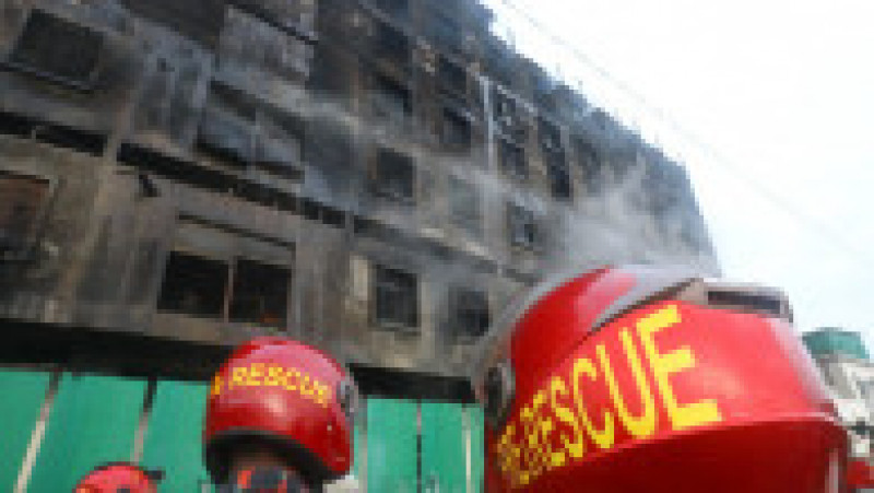 52 de morți în urma unui incendiu izbucnit la o fabrică din Bangladesh. Foto: Profimedia Images | Poza 12 din 12