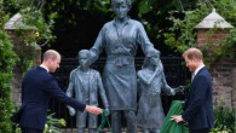 Statuia a fost inaugurată în ziua în care prințesa Diana ar fi împlinit 60 de ani Foto: Profimedia | Poza 14 din 21