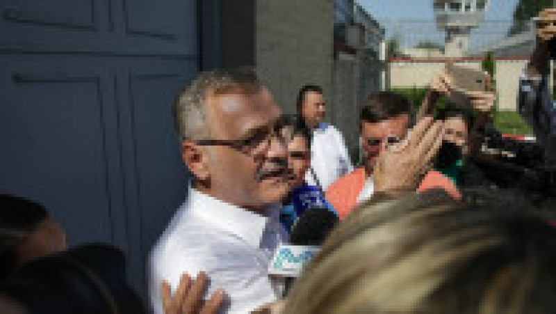 Liviu Dragnea face primele declarații după ieșirea din închisoare. Foto: Inquam Photos/ Octav Ganea | Poza 5 din 6