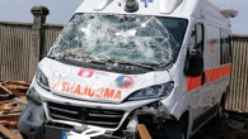 Mașini avariate de grindină FOTO: Facebook/ Meteo News 24 | Poza 5 din 23
