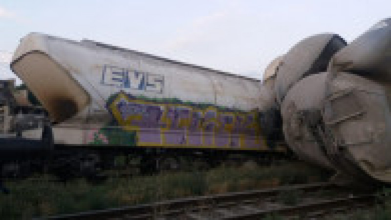 Un tren de marfă a intrat într-o altă garnitură care staționa la Fetești. Sursa foto: Federația Sindicatelor Mecanicilor de Locomotivă | Poza 8 din 28