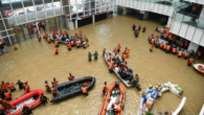 Inundații în Zhengzhou, capitala provinciei Henan, 22 iulie 2021. Sursa foto: Profimedia Images | Poza 15 din 17
