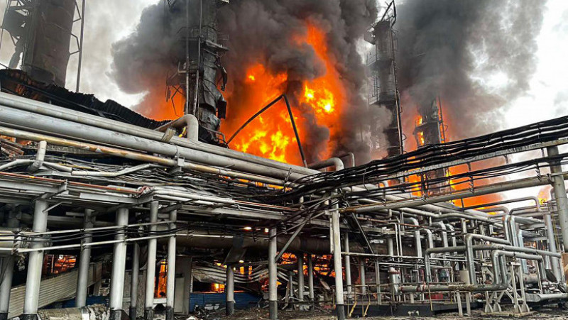 Un incendiu a izbucnit la o instalație Gazprom din Novy Urengoy, aflat în vestul Siberiei. Foto: Profimedia