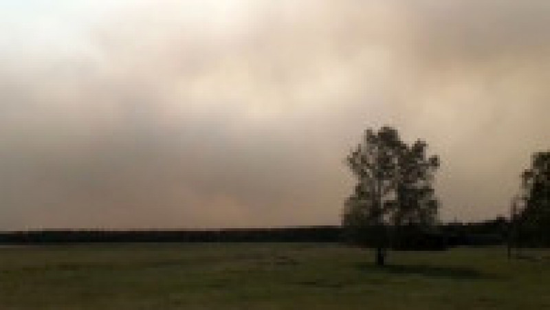 Incendii de vegetație în Iacuția, în apropierea satului Ulu Sysy. Sursa foto: Avialesookhrana Press Office/TAS / Profimedia Images | Poza 14 din 28
