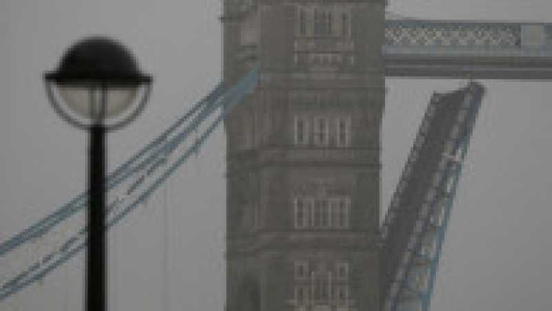 Tower Bridge din Londra se blochează pentru a doua oară într-un an. Foto: Profimedia Images | Poza 8 din 8