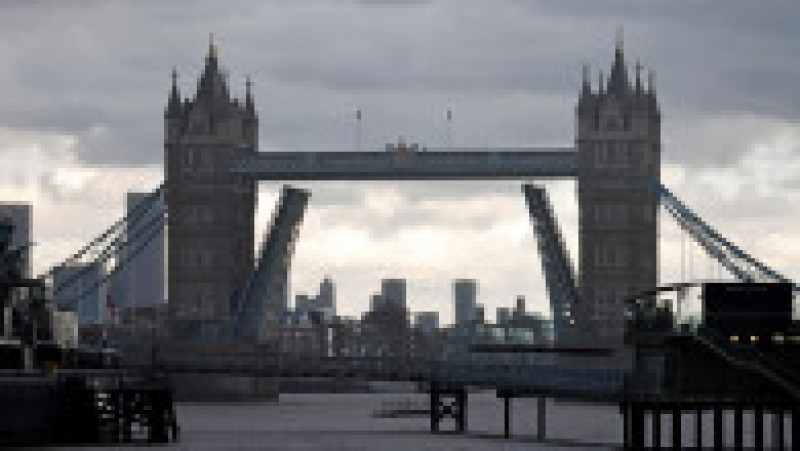 Tower Bridge din Londra se blochează pentru a doua oară într-un an. Foto: Profimedia Images | Poza 5 din 8