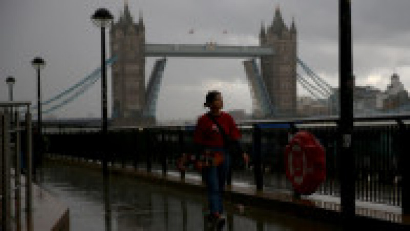 Tower Bridge din Londra se blochează pentru a doua oară într-un an. Foto: Profimedia Images | Poza 2 din 8