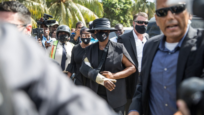 Martine Moise participa la înmormântarea soțului ei, președintele Jovenel Moise, pe 23 iulie 2021, în Cap-Haitien, Haiti. Sursa foto: Profimedia Images
