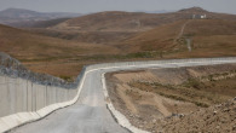 Turcia construieşte un zid lung de 295 km la graniţa cu Iranul. FOTO Getty Images | Poza 4 din 5
