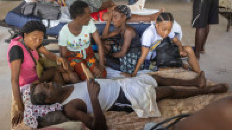 Spitalele din Haiti nu au suficienți medici pentru a-i îngriji pe toți răniții. Foto: Profimedia Images | Poza 1 din 9