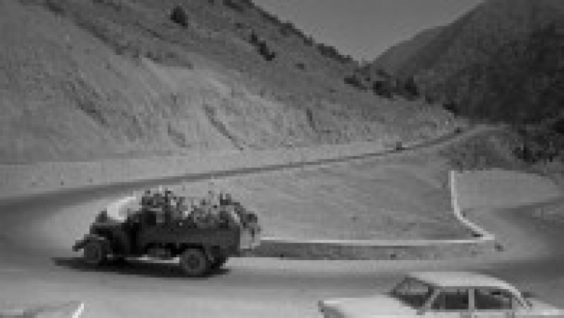 Autostradă construită în perioada Regatului Afganistanului (1926-1973). Foto: Profimedia Images | Poza 7 din 9