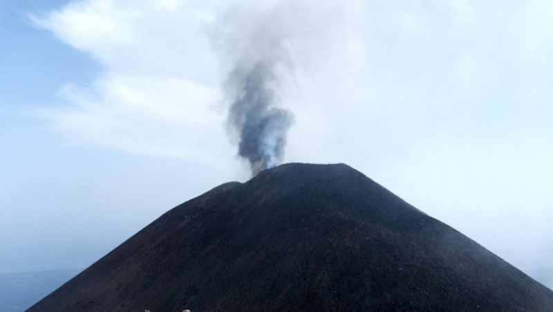  Etna, cel mai înalt vulcan activ din Europa, măsoară în prezent 3.357 de metri. Foto: Profimedia