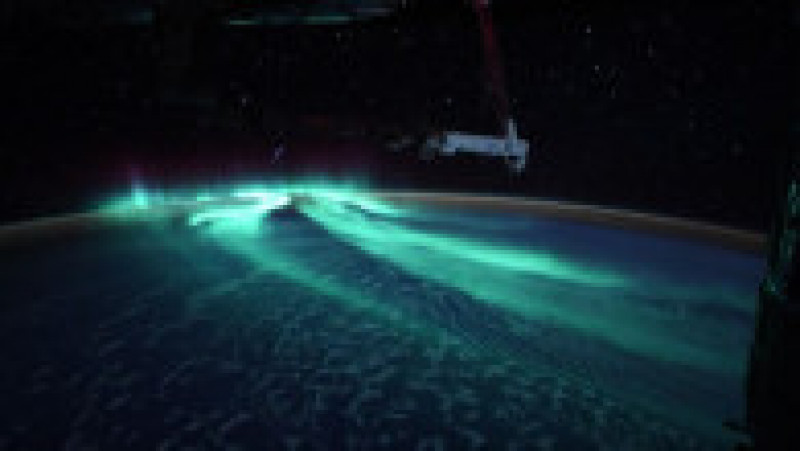 Aurora australă, văzută de pe Stația Spațială Internațională. Foto: Thom_astro/Instagram | Poza 3 din 5