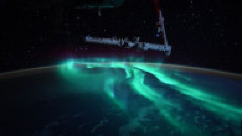 Aurora australă, văzută de pe Stația Spațială Internațională. Foto: Thom_astro/Instagram | Poza 5 din 5