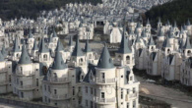 Orașul-fantomă cu peste 700 de castele din centrul Turciei FOTO: Profimedia Images | Poza 5 din 11